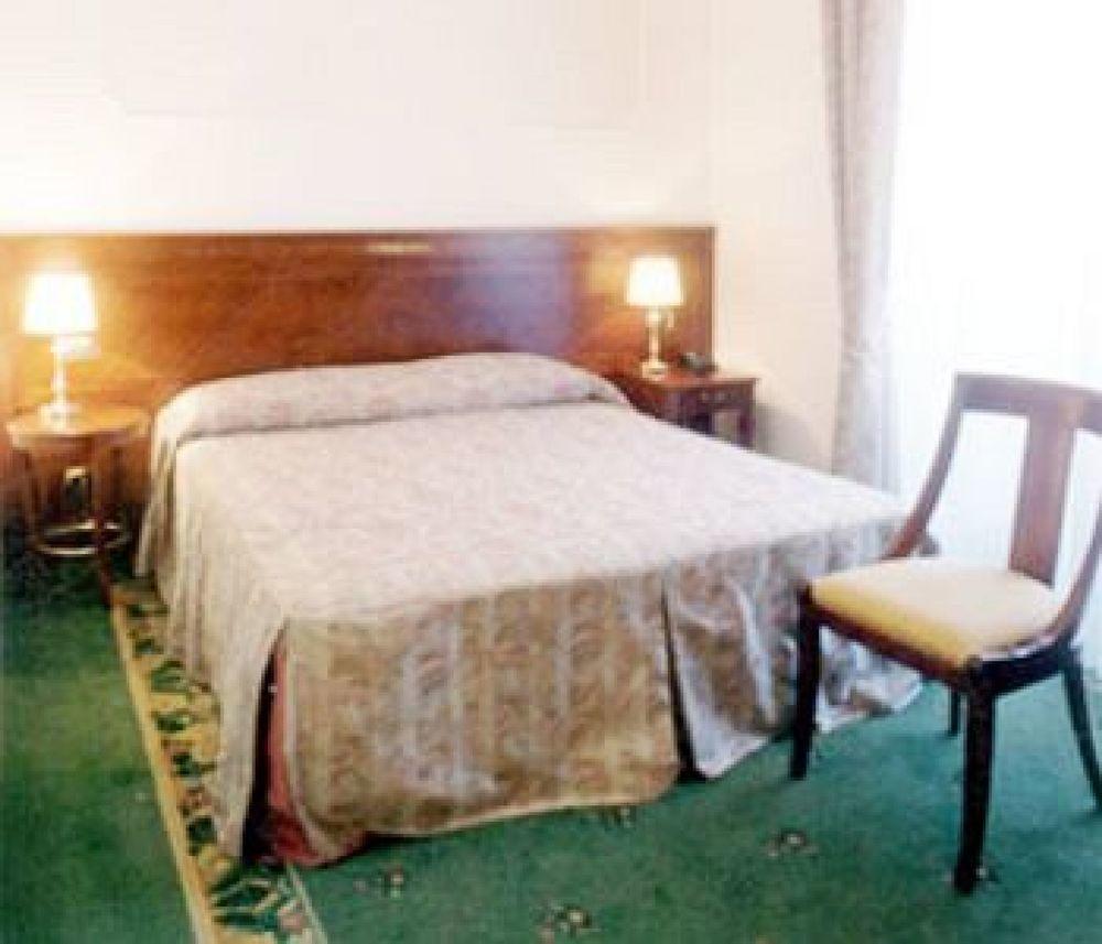Hotel Centrum 3*